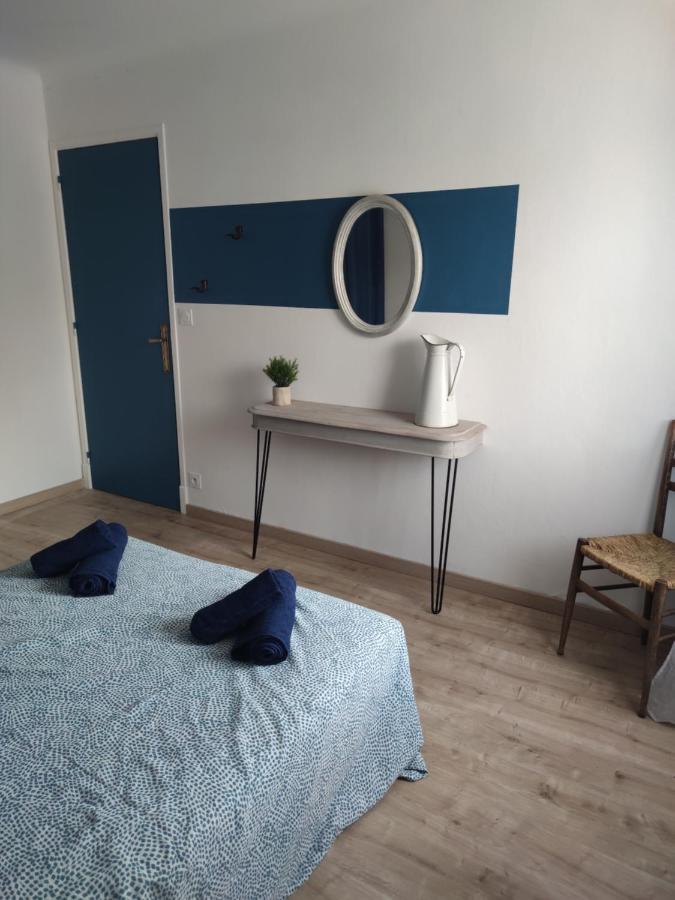 Ferienwohnung Les Plantades Aveyronnaises Saint-Georges-de-Luzençon Exterior foto
